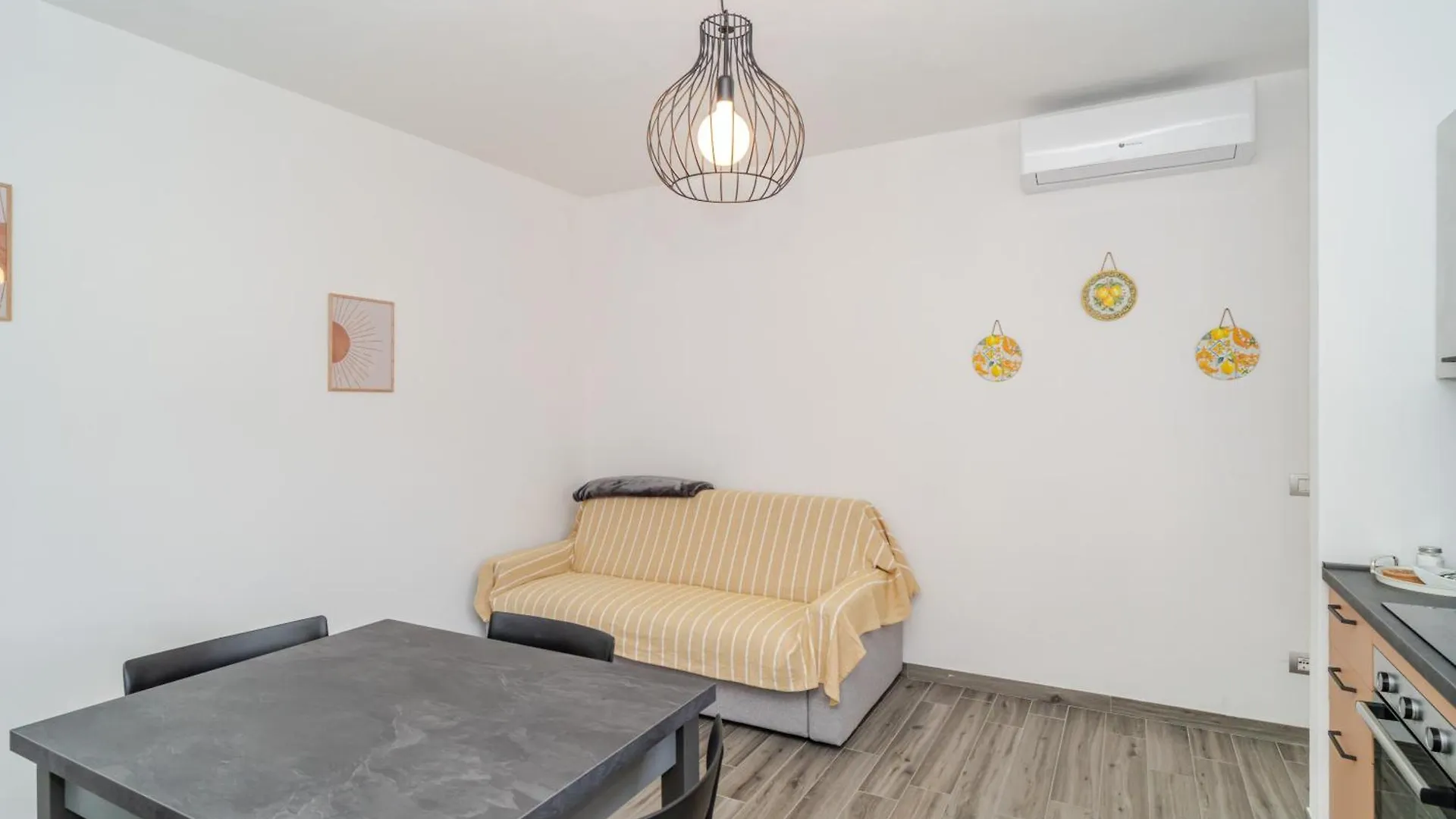Il Vigneto Villa Moneglia 0*,